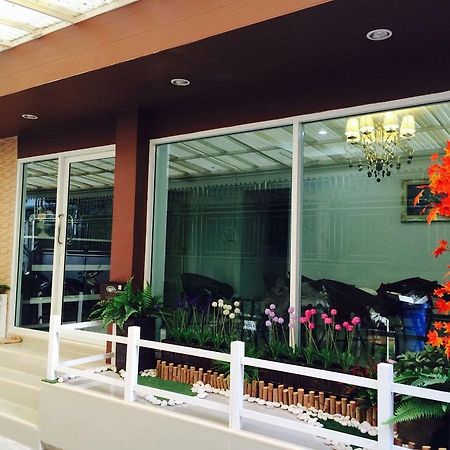 Bann Bunga Inn Bangkok Exteriér fotografie